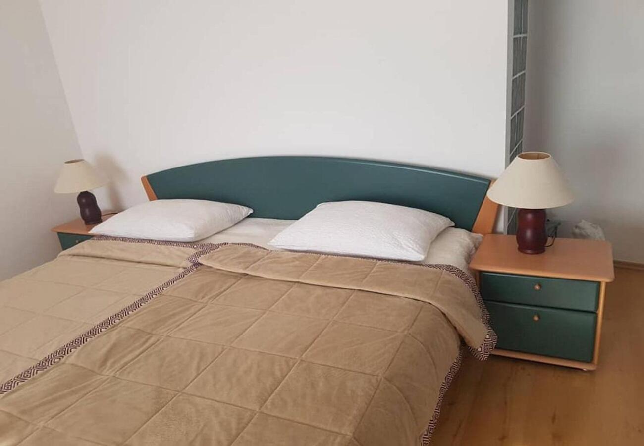 Apartments Javi - Free Private Parking トロギール エクステリア 写真