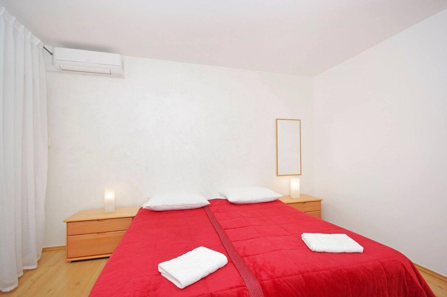Apartments Javi - Free Private Parking トロギール エクステリア 写真
