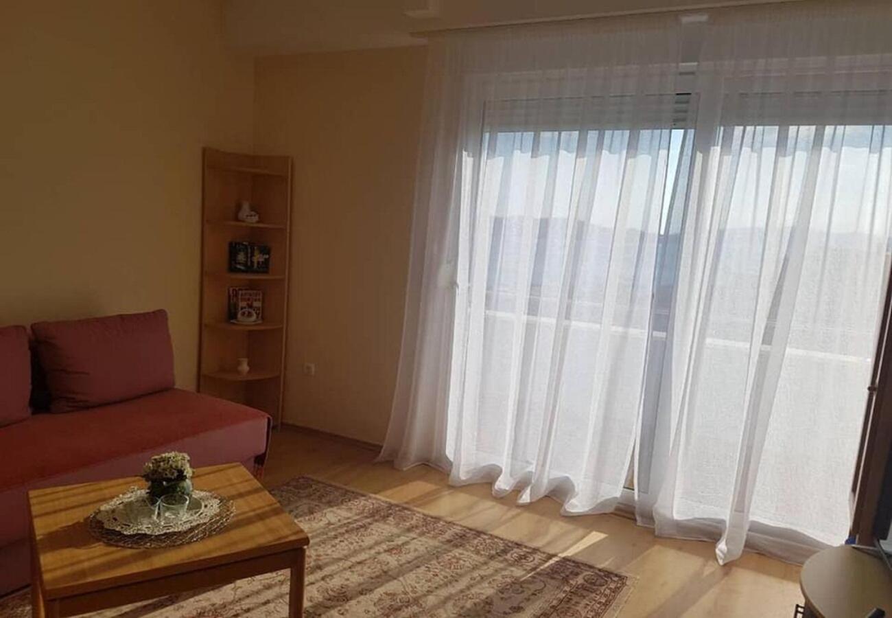 Apartments Javi - Free Private Parking トロギール エクステリア 写真