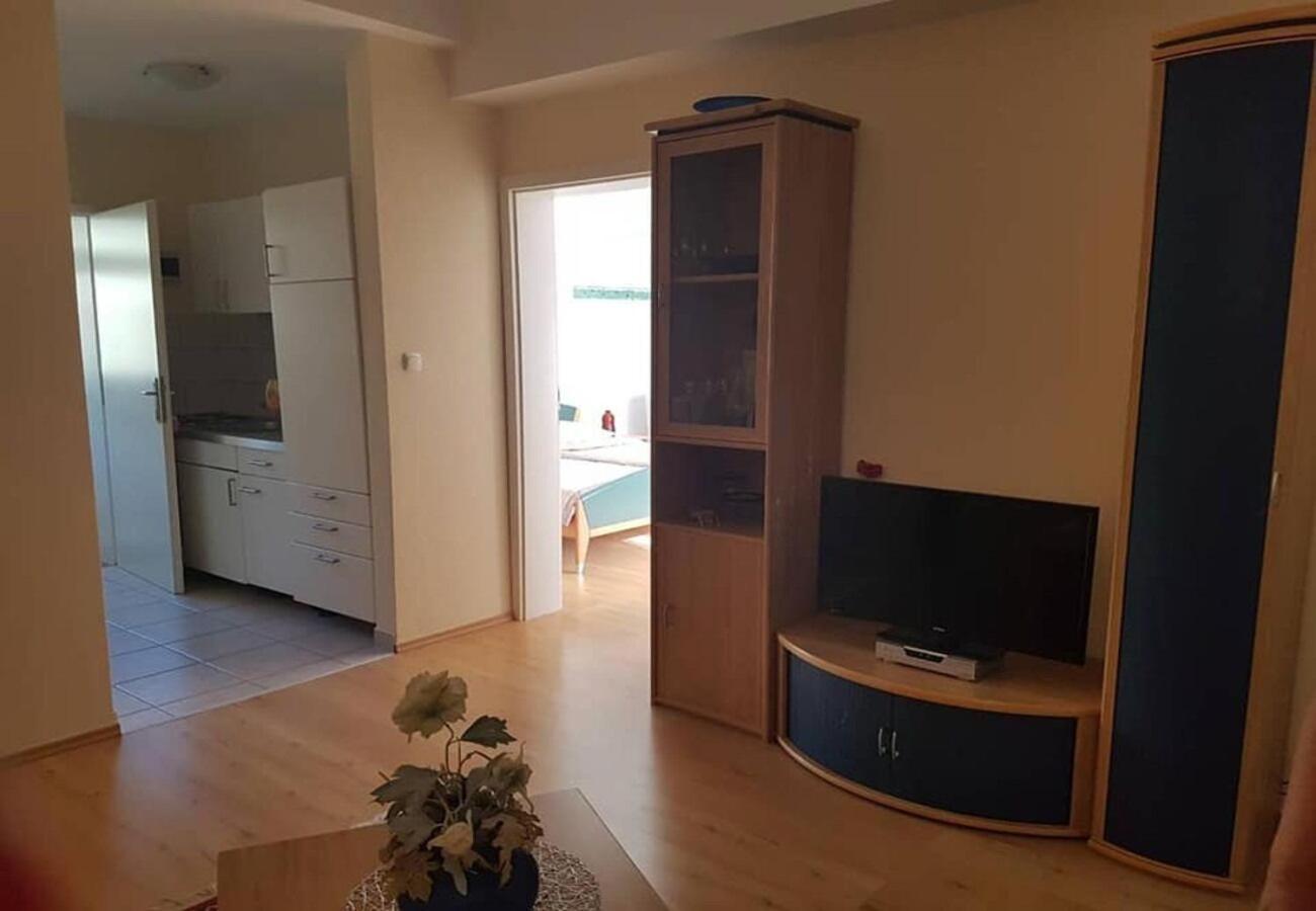 Apartments Javi - Free Private Parking トロギール エクステリア 写真